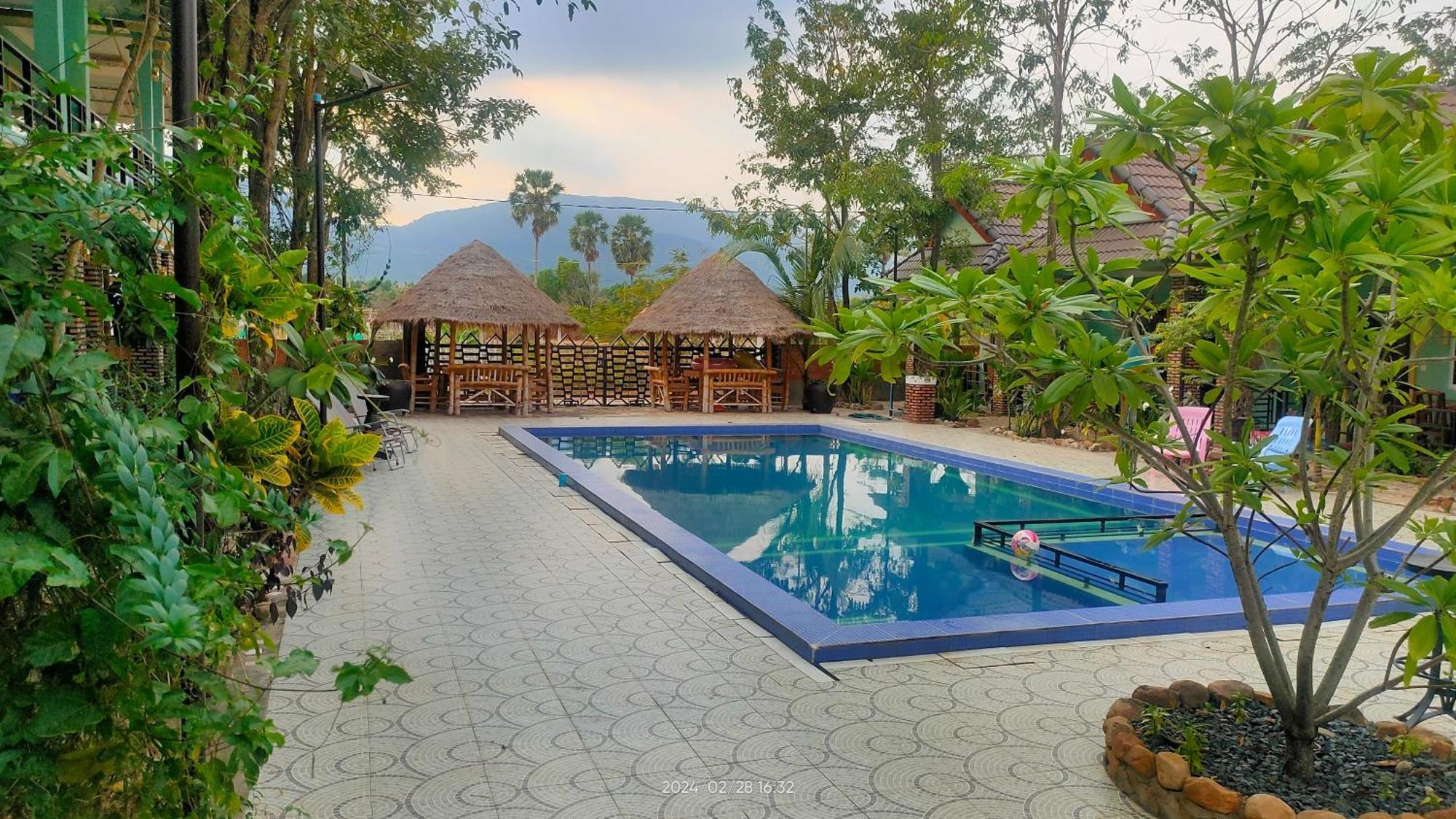 Mabuhay Guesthouse Kampot Exterior photo